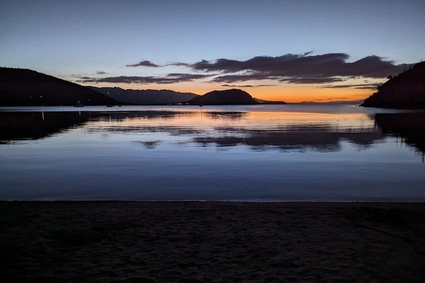 Saltar la escena del resort: conducir la concepción de Baja de Baja