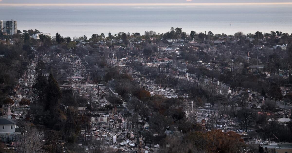 Pérdidas inmobiliarias de los incendios principales de $ 30 mil millones, desde casas móviles antiguas hasta mansiones de $ 23 millones