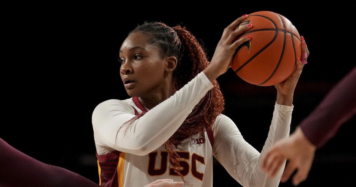 Kiki Iriafen ayuda a Power No. 6 USC para regresar a la victoria sobre Washington