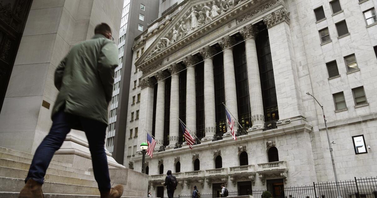 La mayoría de los hundimientos de Wall Street después de un empeoramiento de la inflación