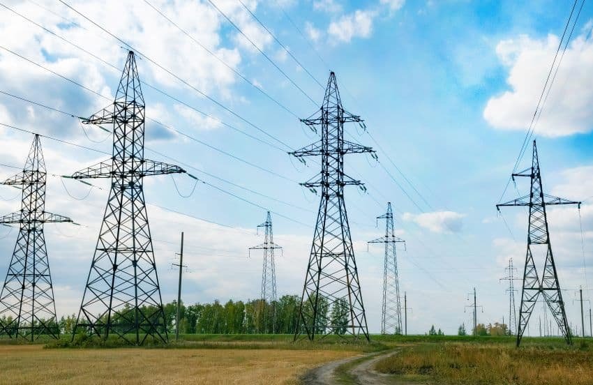 CFE aprueba la actualización de la red eléctrica importante a medida que se acerca el verano