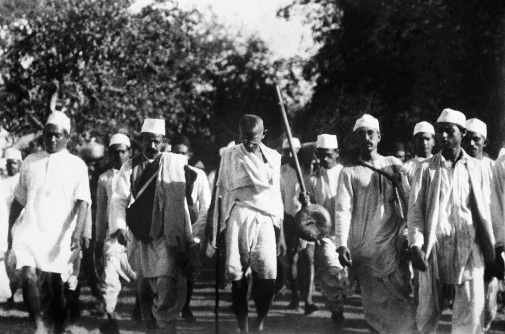 Hoy en Historia: 12 de marzo, Gandhi comienza ‘Salt March’