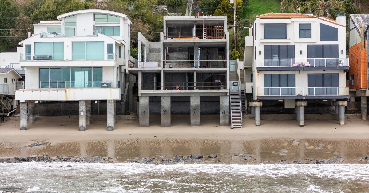 Después de los incendios, una mansión de Malibu concreto de Kayne West podría volver a ser deseable