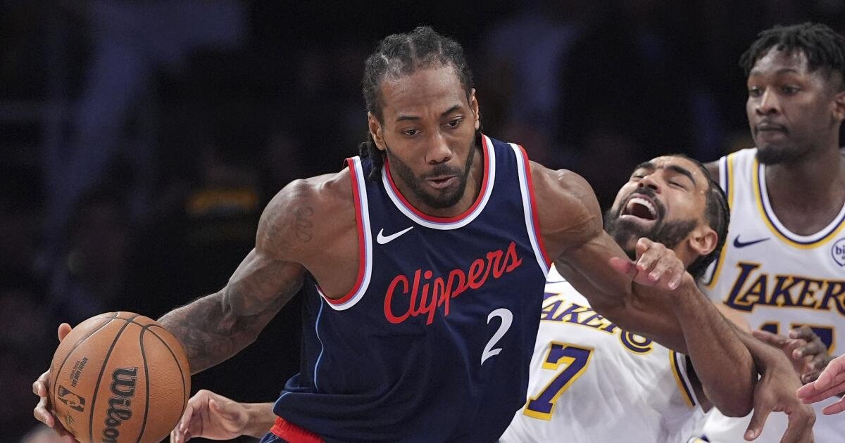 Kawhi Leonard preocupado por la repentina lucha de los Clippers para ganar juegos