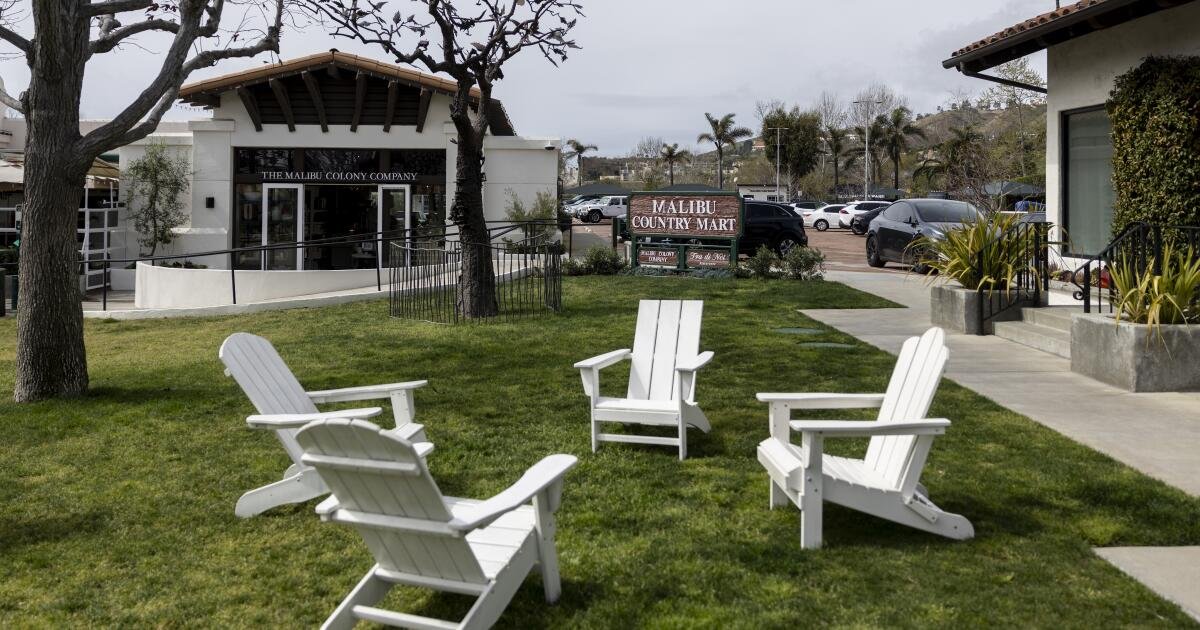 Empresas de Malibu que luchan después de las restricciones de fuego y PCH