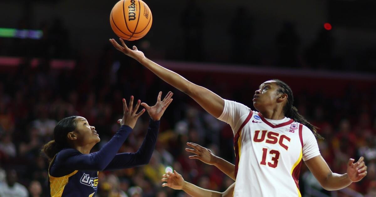 USC sacude lento comienzo y el susto de lesiones de Juju Watkins para derrotar a UNC Greensboro