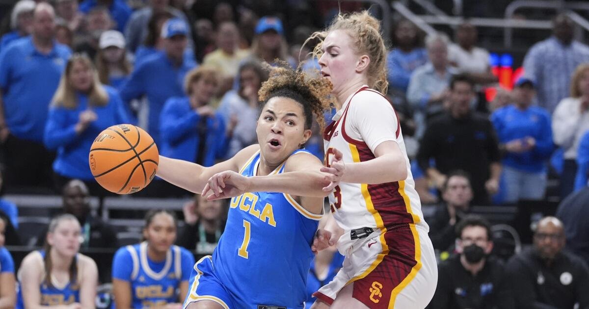 Las mujeres de UCLA se vengan, recuperándose para derrotar a USC por el título del torneo Big Ten