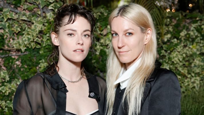 BEVERLY HILLS, CALIFORNIA - MARCH 09: (L-R) Kristen Stewart and Dylan Meyer attend the CHANEL and Charles Finch Annual Pre-Oscar Dinner at The Polo Lounge at The Beverly Hills Hotel on March 09, 2024 in Beverly Hills, California. (Photo by Stefanie Keenan/WireImage)