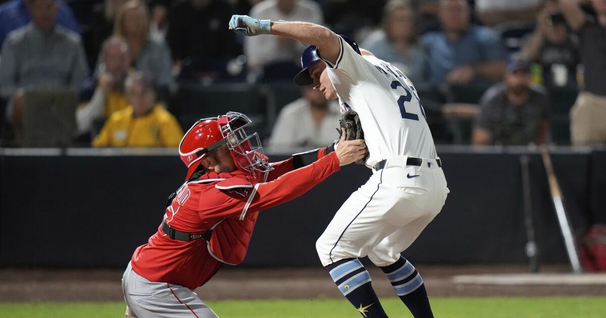 El sencillo de Luis Rengifo ayuda a los Angelinos a vencer a los Rays, extender la racha de tres victorias consecutivas