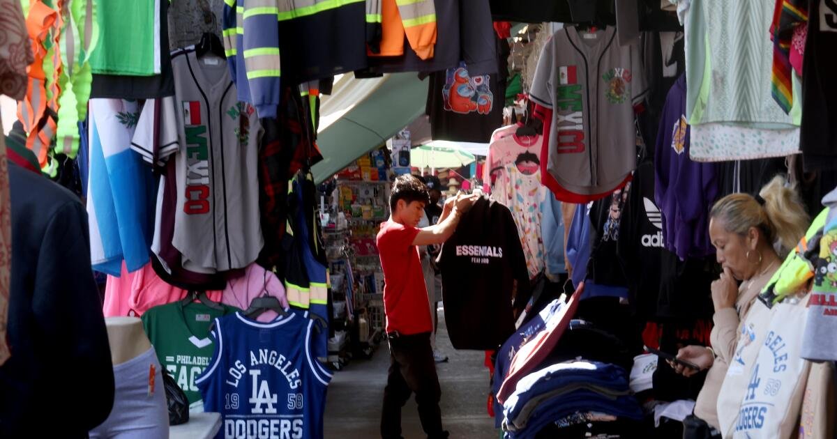 Los aranceles de Trump amenazan la industria comercial de $ 300 mil millones del sur de California, según el informe