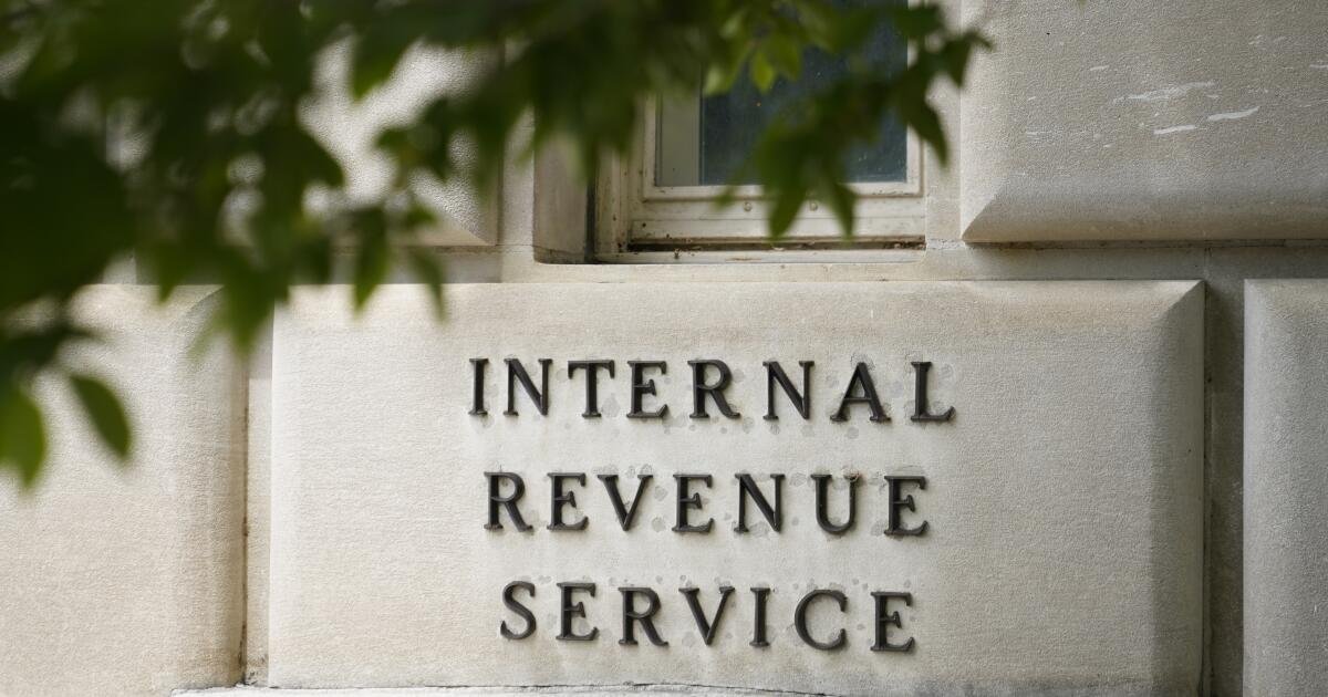 ¿Contando a los familiares libres como una dificultad? No tan rápido, dice el IRS