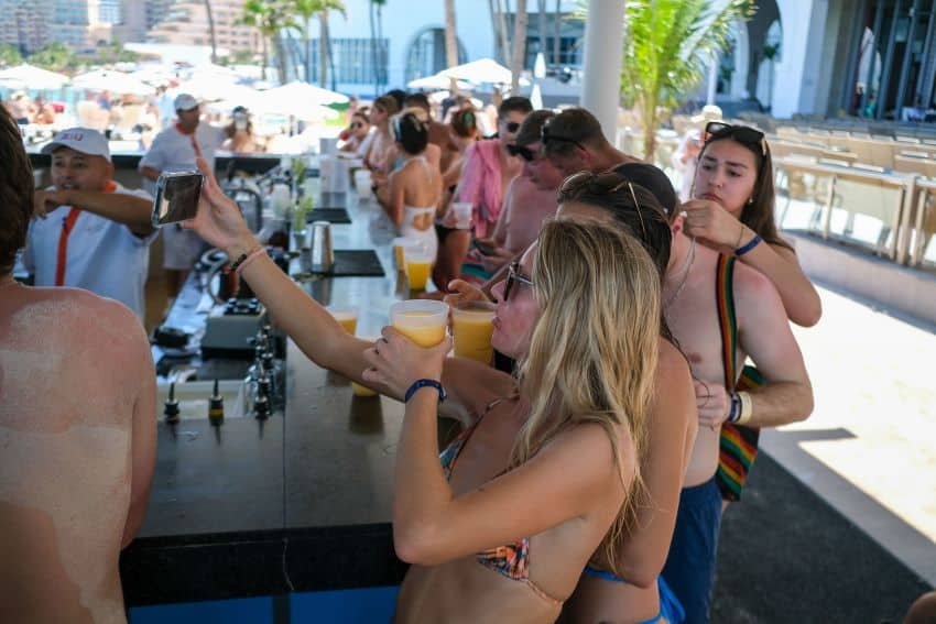 El ministerio de turismo informa un aumento en los visitantes extranjeros