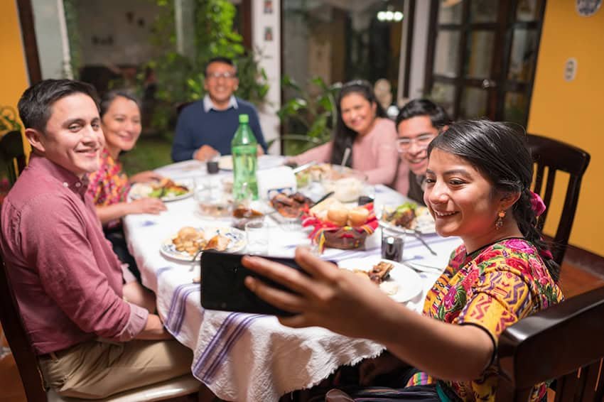 México es uno de los 10 países más felices. ¿Es la comida? Una perspectiva de nuestro CEO