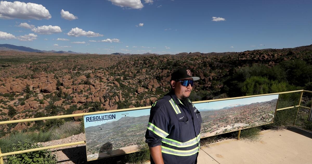 La Corte Suprema despeja la mina de cobre masiva en la tierra sagrada de Apache