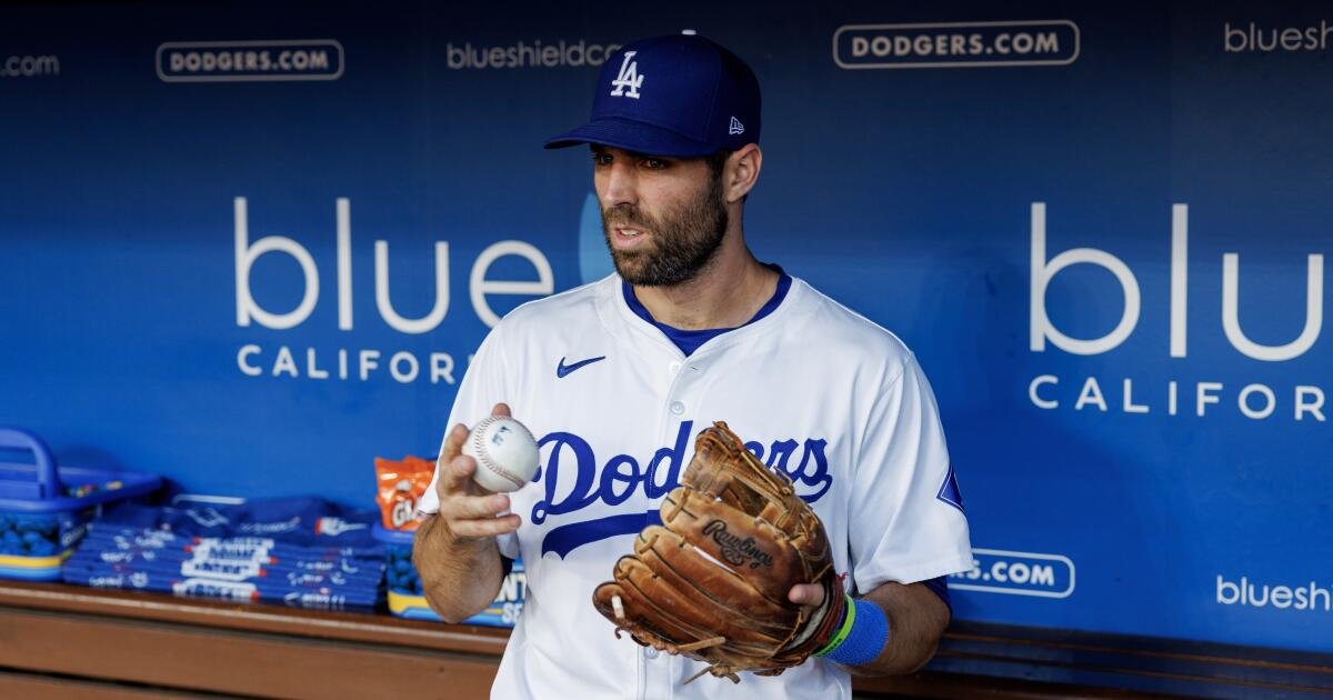 Chris Taylor se queda en SoCal. Angels firma al ex dodgers Utilityman