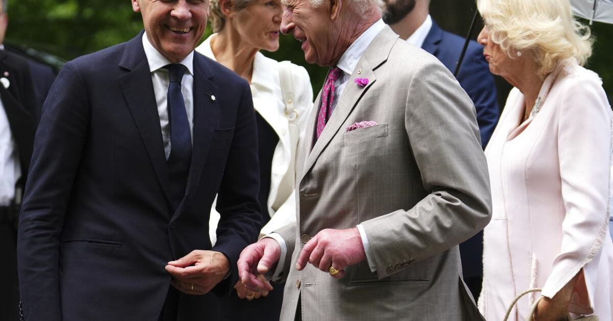 El rey Carlos III dice que Canadá enfrenta desafíos sin precedentes mientras Trump amenaza