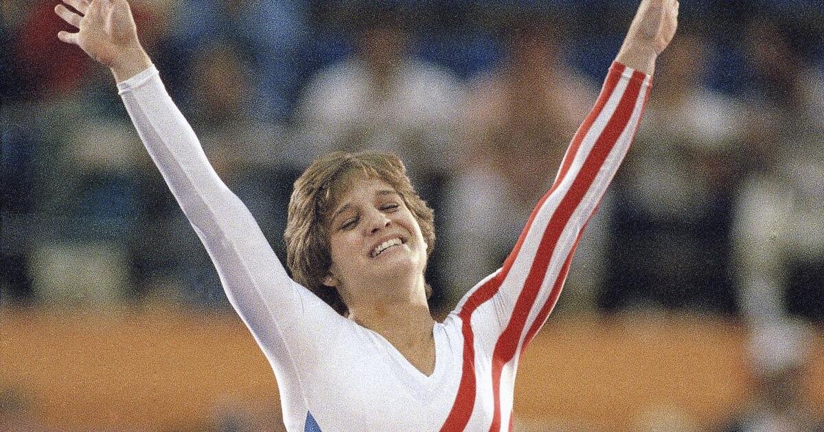 La leyenda de la gimnasia estadounidense Mary Lou Retton arrestada por DUI Cargo en West Virginia