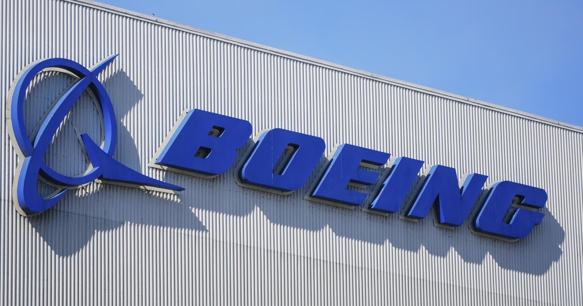 El Departamento de Justicia llega a un acuerdo para permitir que Boeing evite el enjuiciamiento de más de 737 choques de Max