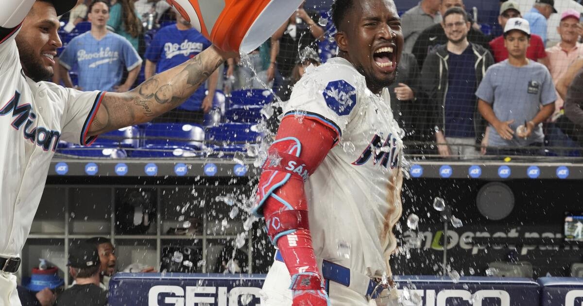 La fatiga del bullpen de los Dodgers conduce a la pérdida de entradas extra ante los marlins
