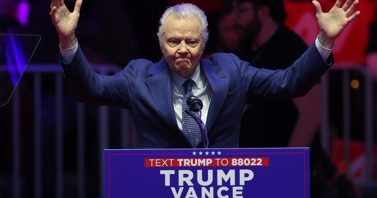 La caótica semana de Trump de Hollywood, los aranceles y la charla de fiscales termina sin dirección clara