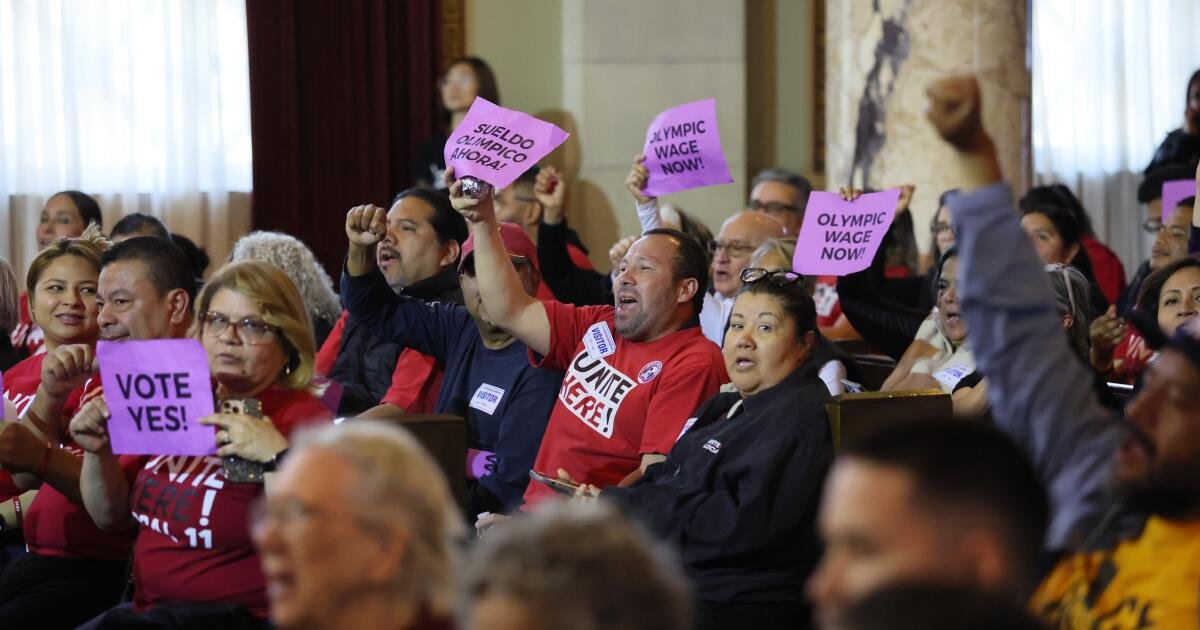 El Consejo de Los Ángeles respalda un salario mínimo de $ 30 para los hoteles, a pesar de las advertencias de la industria del turismo