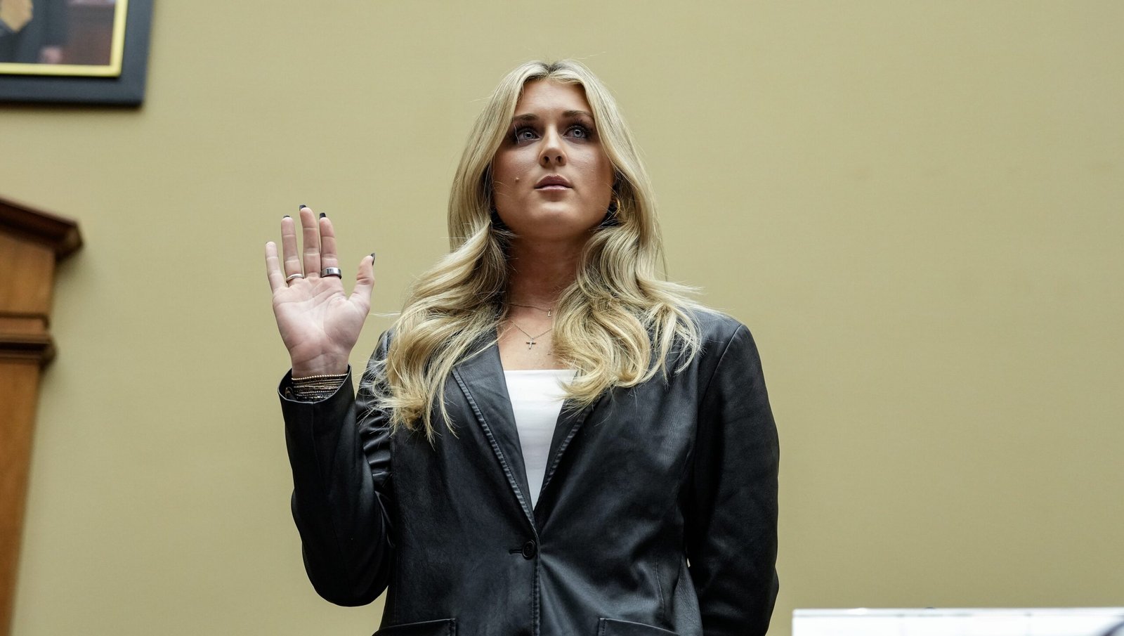 ¿Quién es Riley Gaines? 5 cosas sobre el activista conservador
