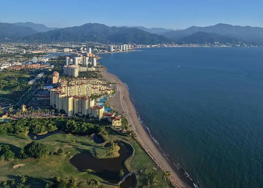 La vida social de Puerto Vallarta: los mejores clubes para cada interés