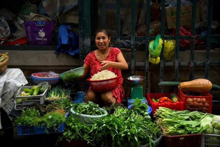 Las alegrías de comprar en su mercado local