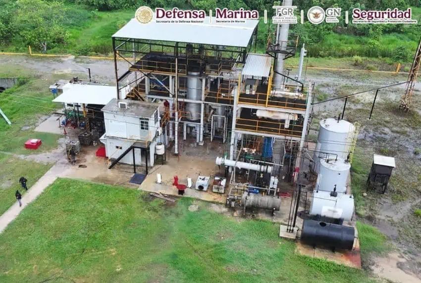 Las fuerzas de seguridad cerraron la refinería de petróleo clandestino en Veracruz