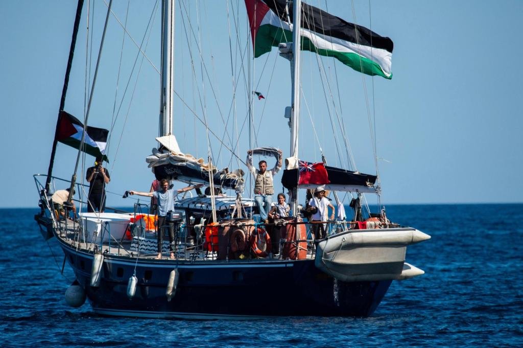 Las fuerzas israelíes apoderan el barco de ayuda con destino a Gaza y detienen a Greta Thunberg y otros activistas