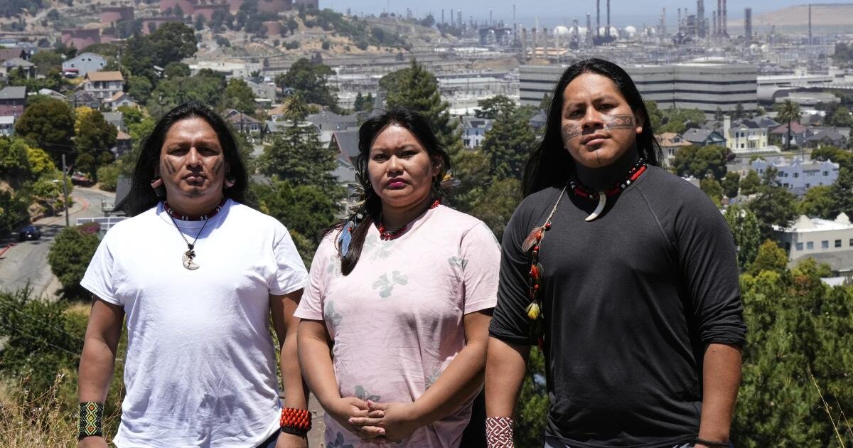 California examinará sus lazos de petróleo de Amazon después de las súplicas de líderes indígenas de Ecuador