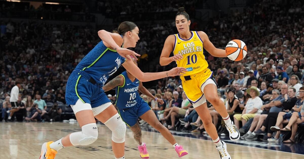 Kelsey Plum regresa, pero las chispas caen ante Minnesota por su tercera derrota consecutiva