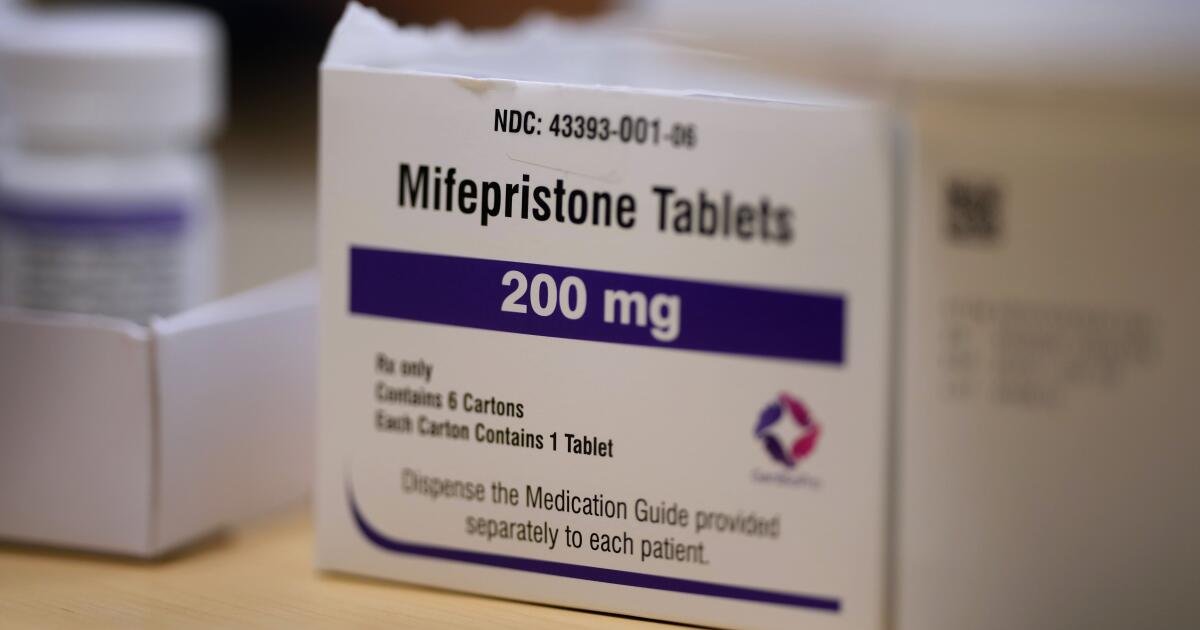 California solicita a la FDA para deshacer los nuevos límites de Rfk Jr. en la píldora abortiva mifepristone