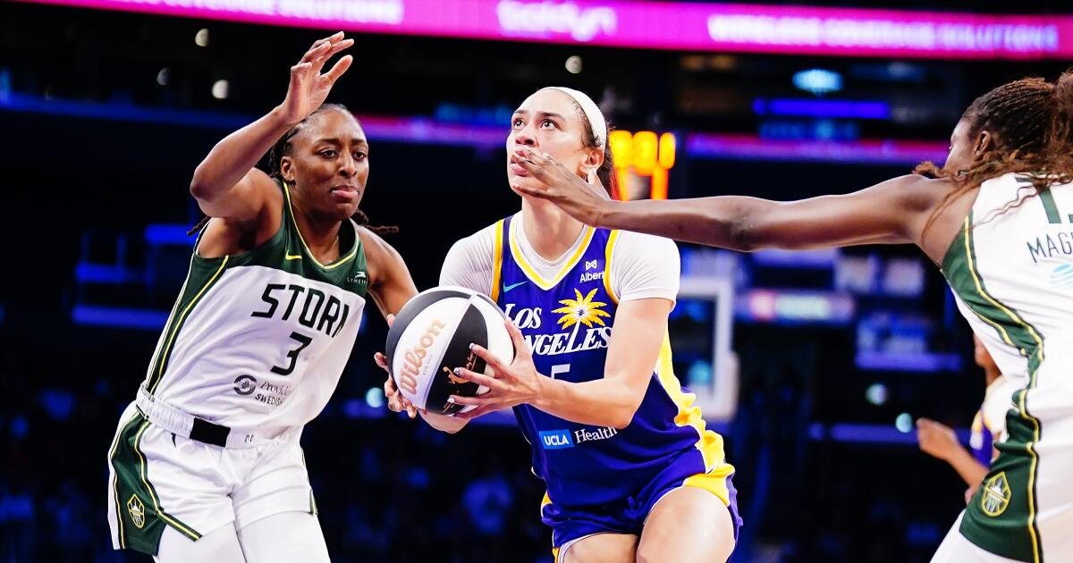 Con Kelsey Plum, Sparks no puede mantener el ritmo de tormenta en la pérdida de explosión