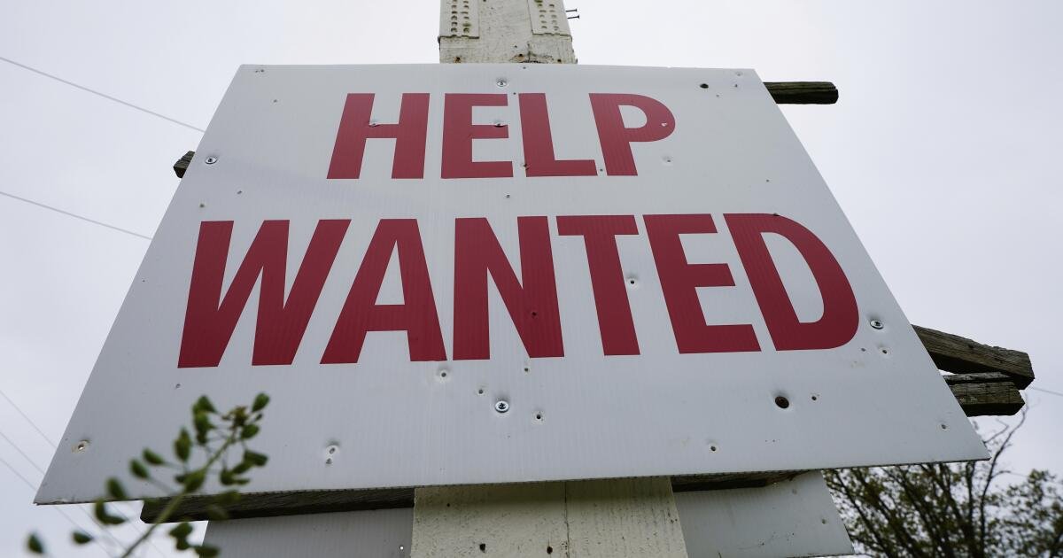 La contratación en los Estados Unidos se ralentiza, sin embargo, los empleadores agregaron 139,000 empleos sólidos en mayo