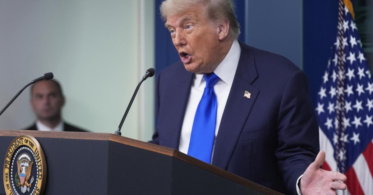 Trump dice que está terminando las conversaciones comerciales con Canadá sobre su 'impuesto atroz' sobre las empresas de tecnología