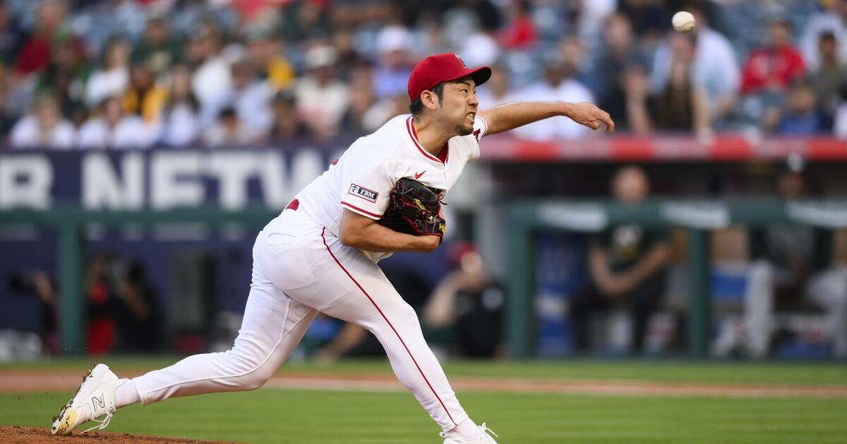 Yusei Kikuchi tiene un rendimiento dominante en la victoria de los Angels sobre el atletismo