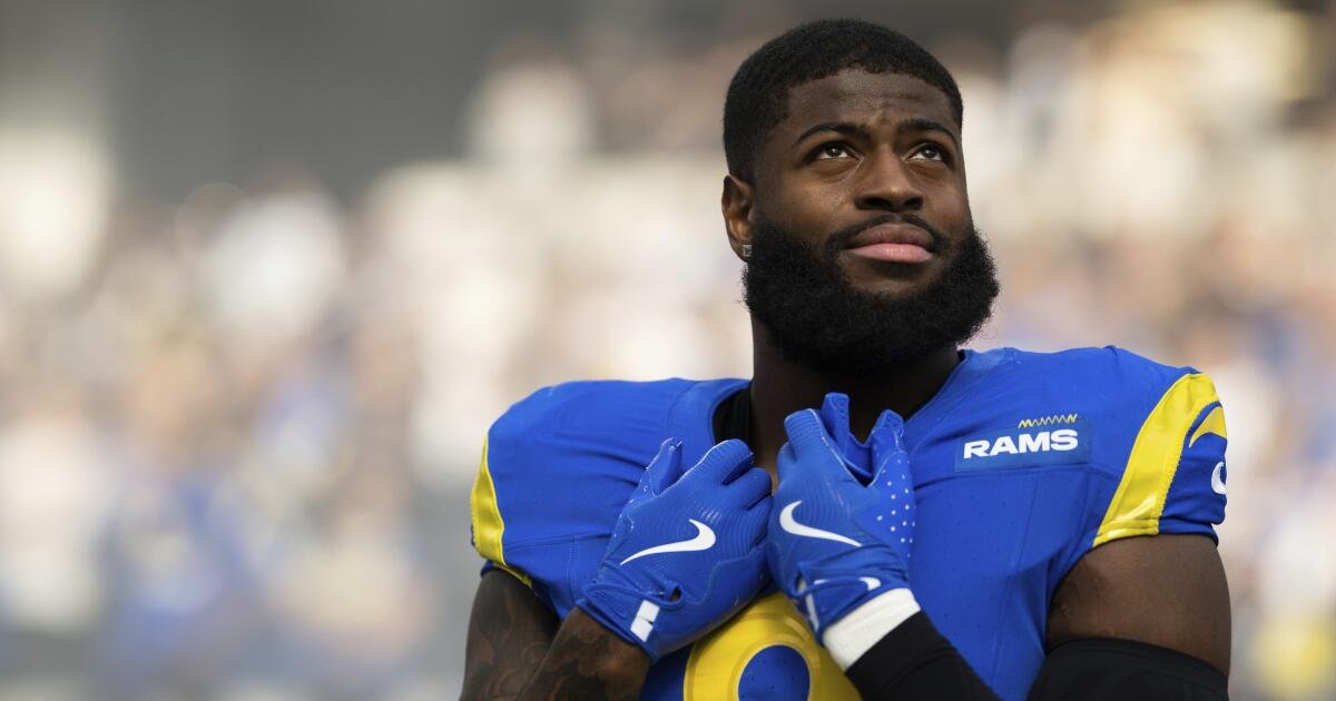 Concurso de levantamiento de Rams: ¿Aaron Donald vs. Jared Verso?