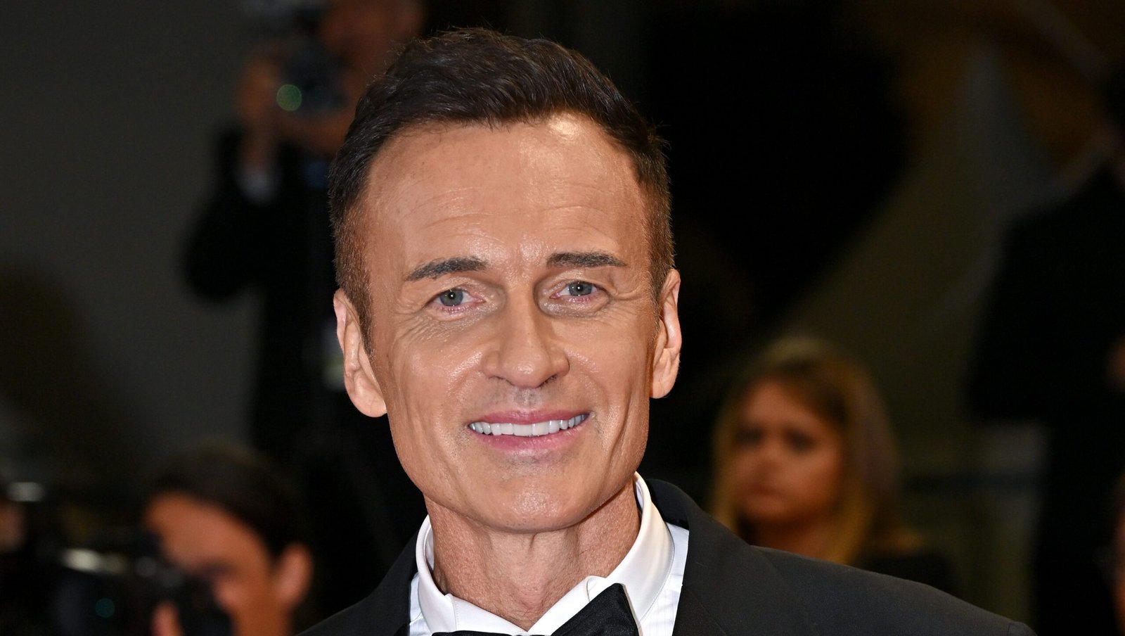 ¿Quiénes son los padres de Julian McMahon? Conoce a su madre Sonia y padre Sir William McMahon