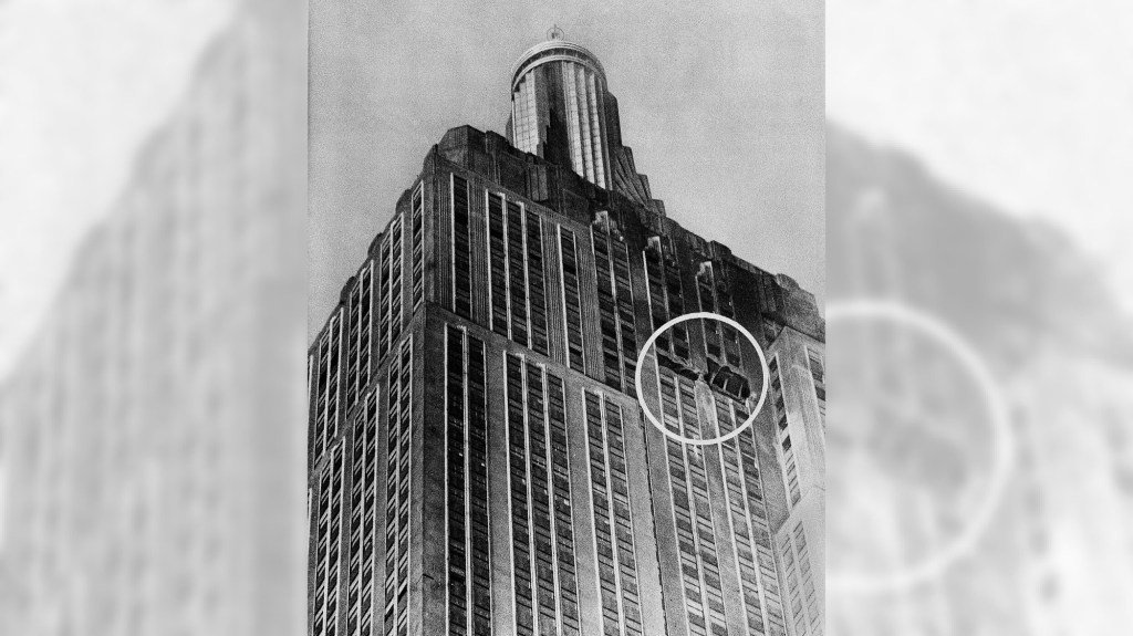 Hoy en Historia: 28 de julio, el avión del Ejército de EE. UU. Se estrella contra Empire State Building Building