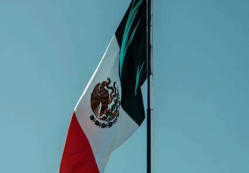 México recorta el déficit presupuestario en US $ 8.5b a medida que la recaudación de impuestos aumenta el 8.9%