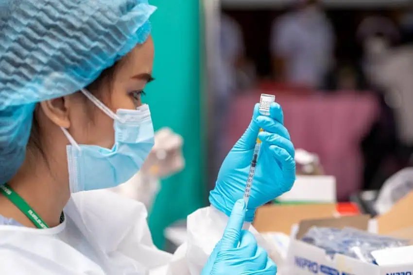 Pfizer moviliza su instalación de México para combatir la disminución de la vacunación regional