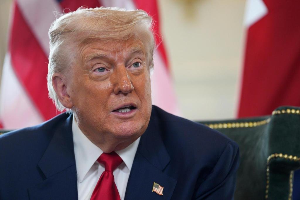 Trump dice que está acortando la fecha límite de 50 días para que Rusia ponga fin a la guerra en Ucrania