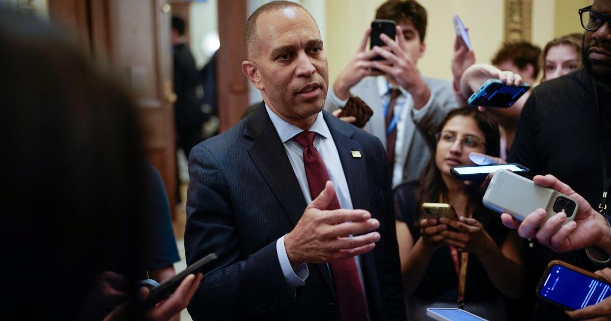 Healthcare, Hip-Hop, Rey Jorge III: De qué habló de Hakeem Jeffries durante casi 9 horas