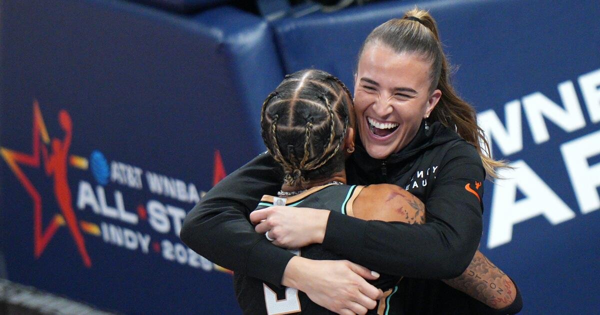 Sabrina Ionescu gana el concurso de tres puntos de la WNBA; Natasha Cloud toma el título de habilidades