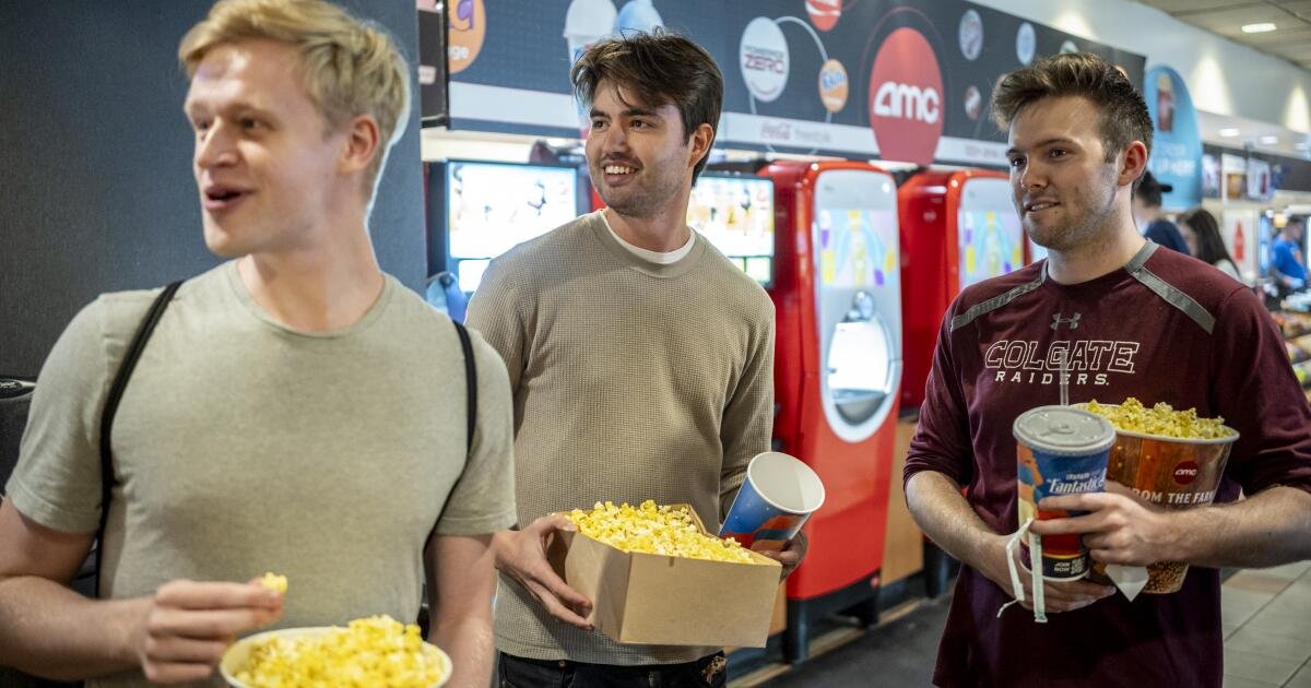 Por $ 27.99 al mes, puedes unirte al mejor club Gen Z de Hotts: AMC A-List