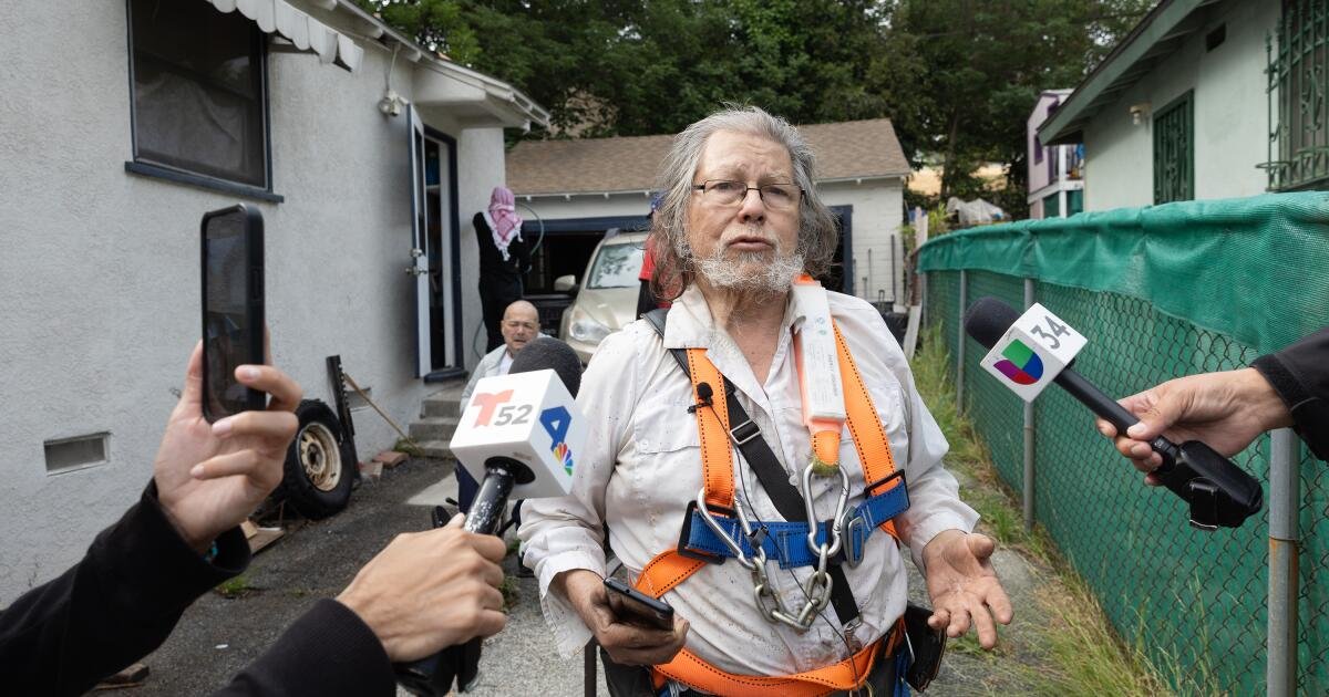 El activista de la vivienda que 'recuperó' el hogar de propiedad estatal muere en medio de la protesta de desalojo