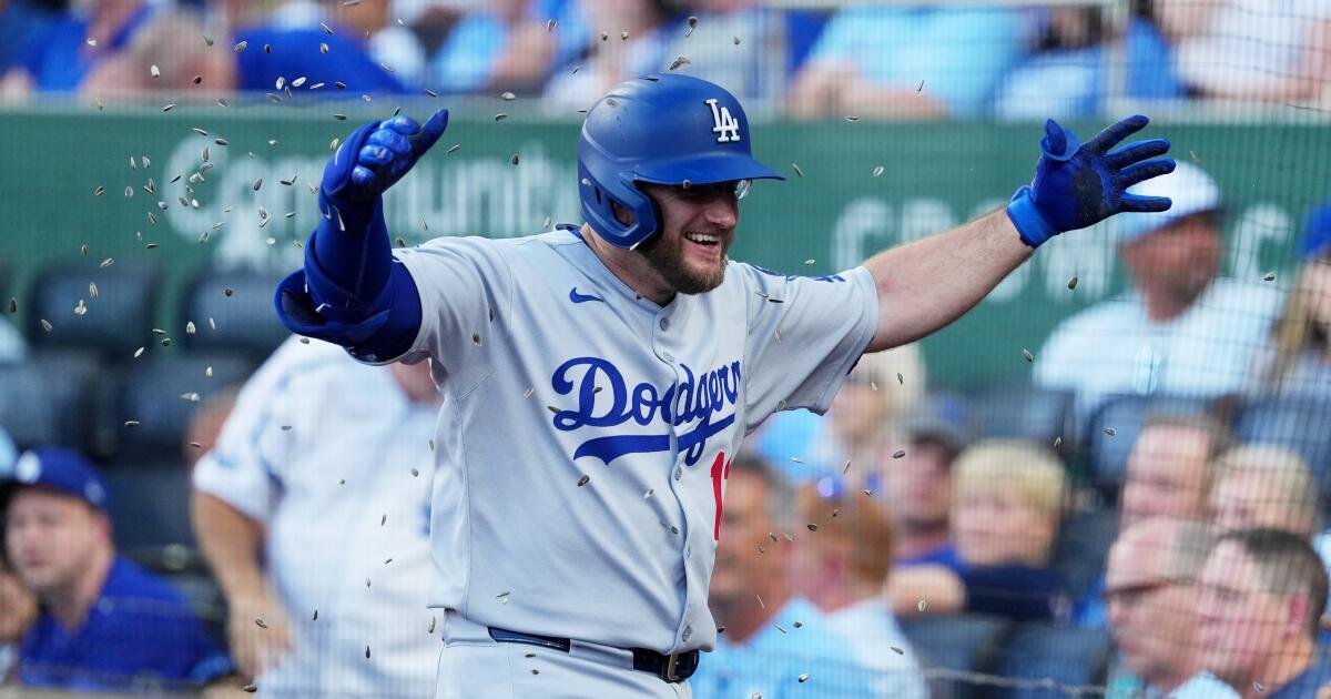 Más que las gafas: cómo un momento de bombilla hizo que Max Muncy de los Dodgers fuera un 'bateador completo' nuevamente