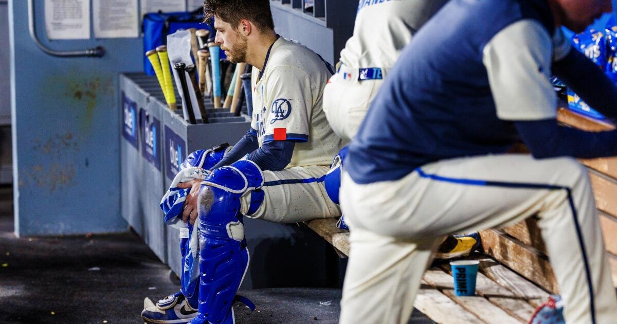 Los Dodgers comienzan la fecha límite con un comercio menor, mientras aún buscan mejoras en Bullpen y Outfield