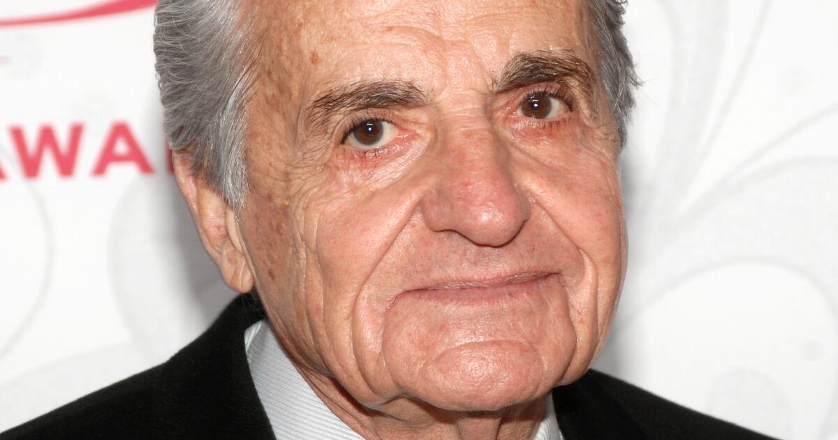 Tom Troupe, estrella prolífica del escenario y la pantalla, está muerto en 97